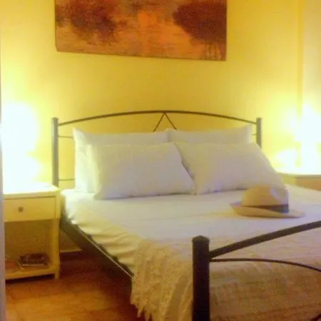 Estia & Apartment Vathy (Ithaca)