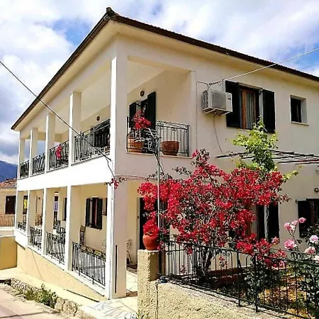 Estia & Apartment